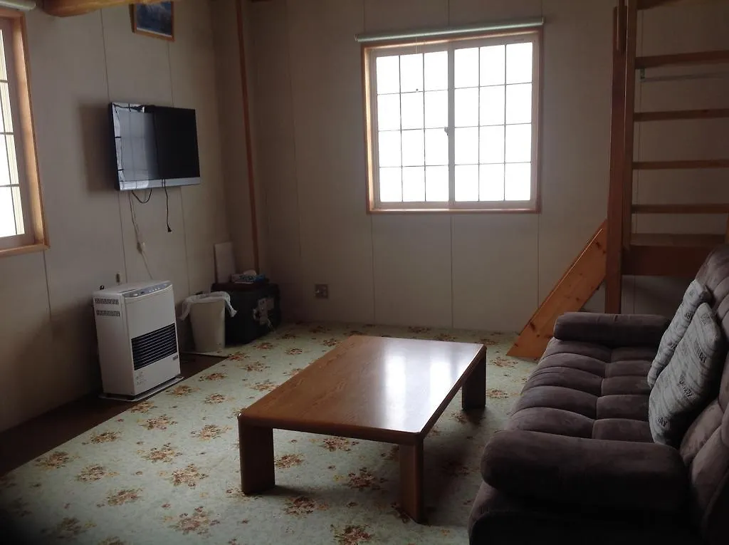 Pension New White Bear Niseko Guest house Kutchan