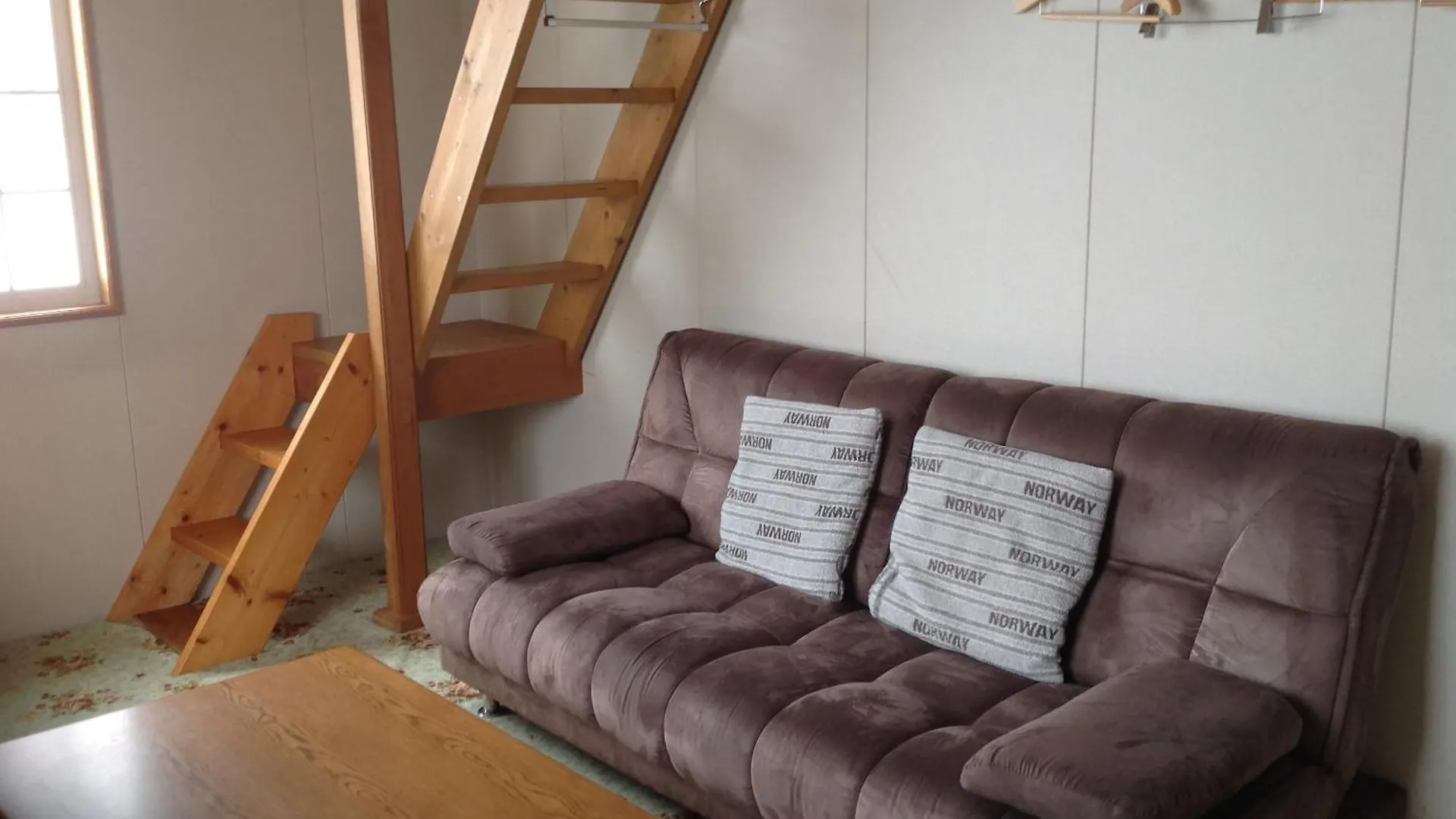Pension New White Bear Niseko Japan